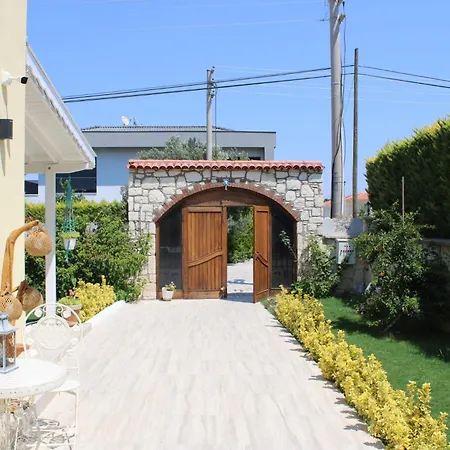 Odabasi Su Alacati *