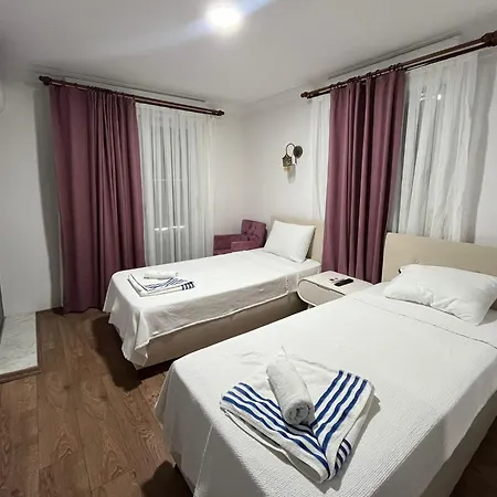 Odabasi Su Alacati Hotell *